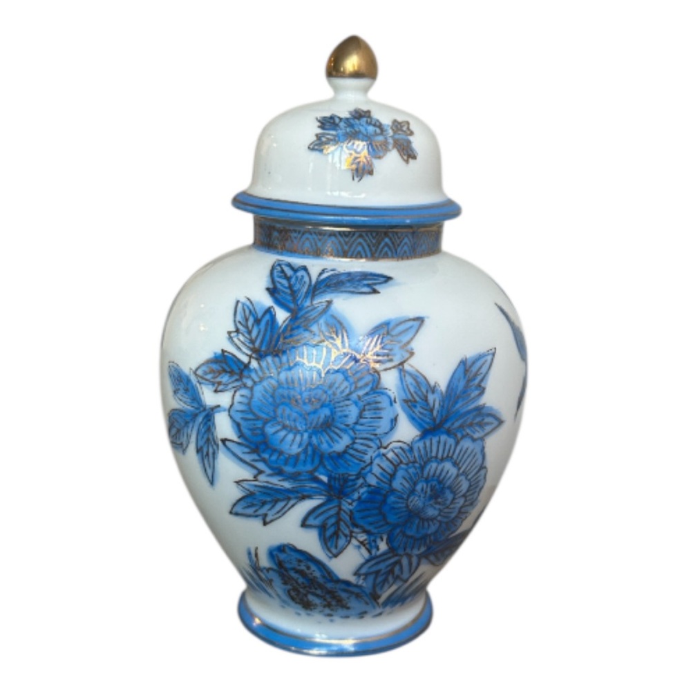 Andrea by Sadek 6″ Floral Ginger Jar w/ Gold-Tip Lid – Made in Japan